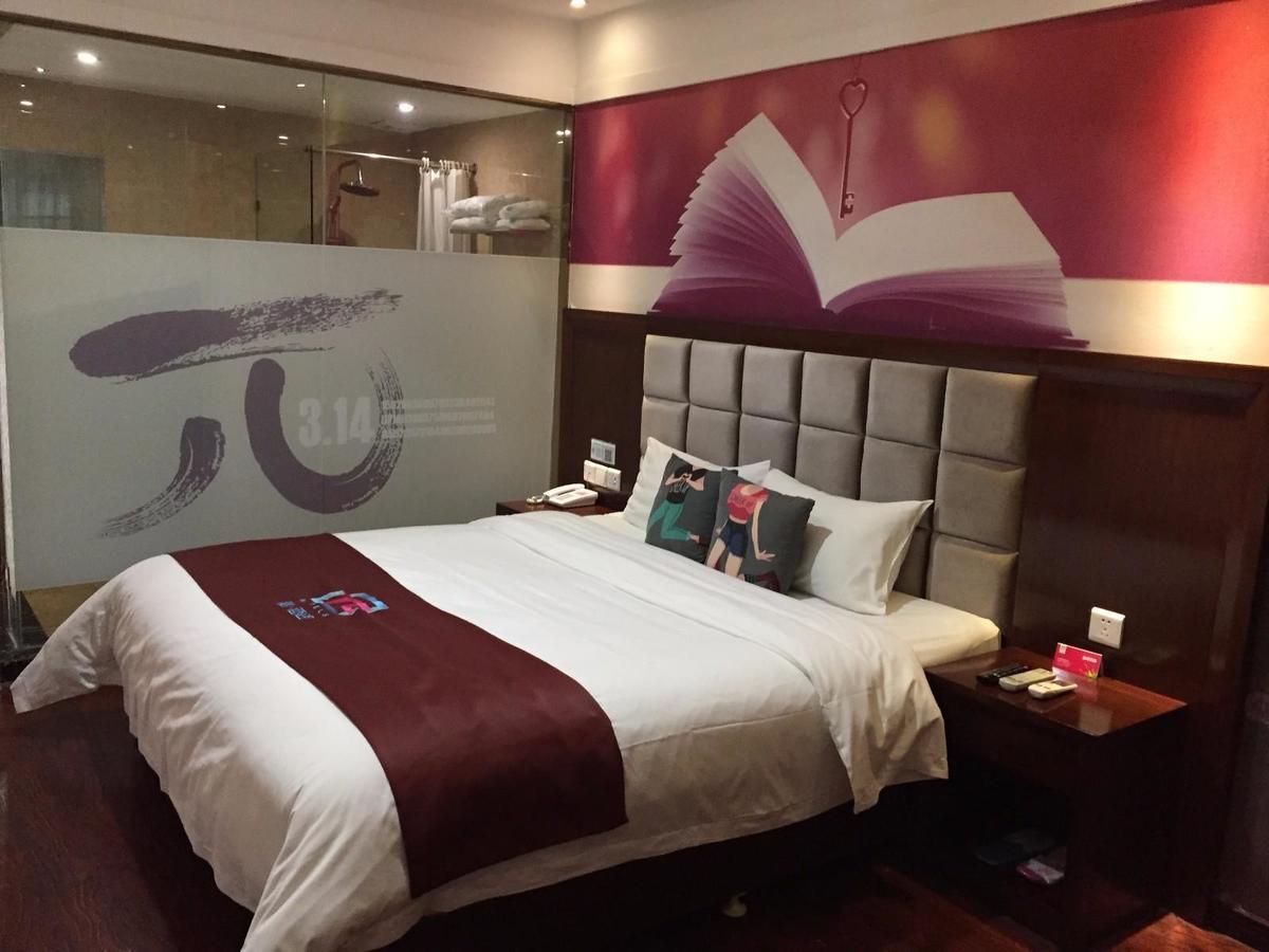Pai Hotel Chongqing Qijiang Bus Station Esterno foto